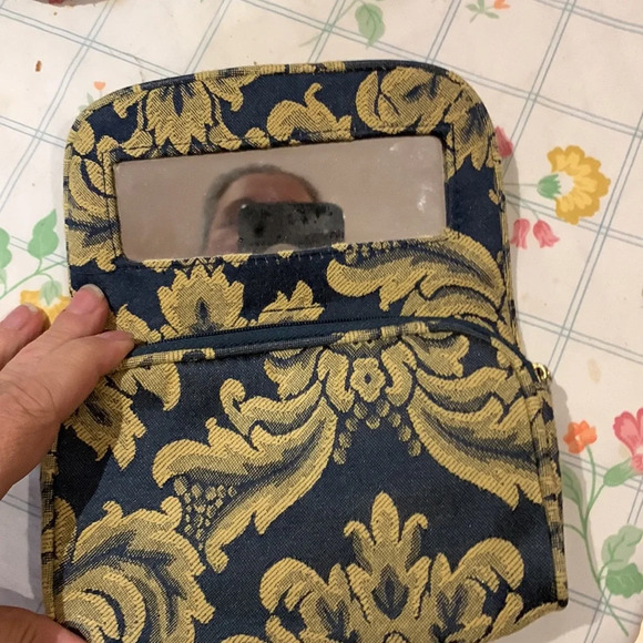 Make-up Case - Picture 3 of 4